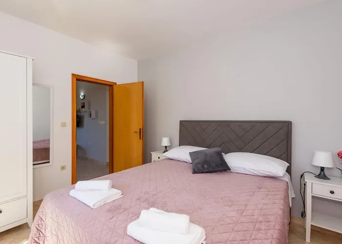 Bjelis アパート *