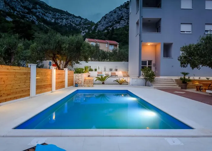 Bjelis * クレック